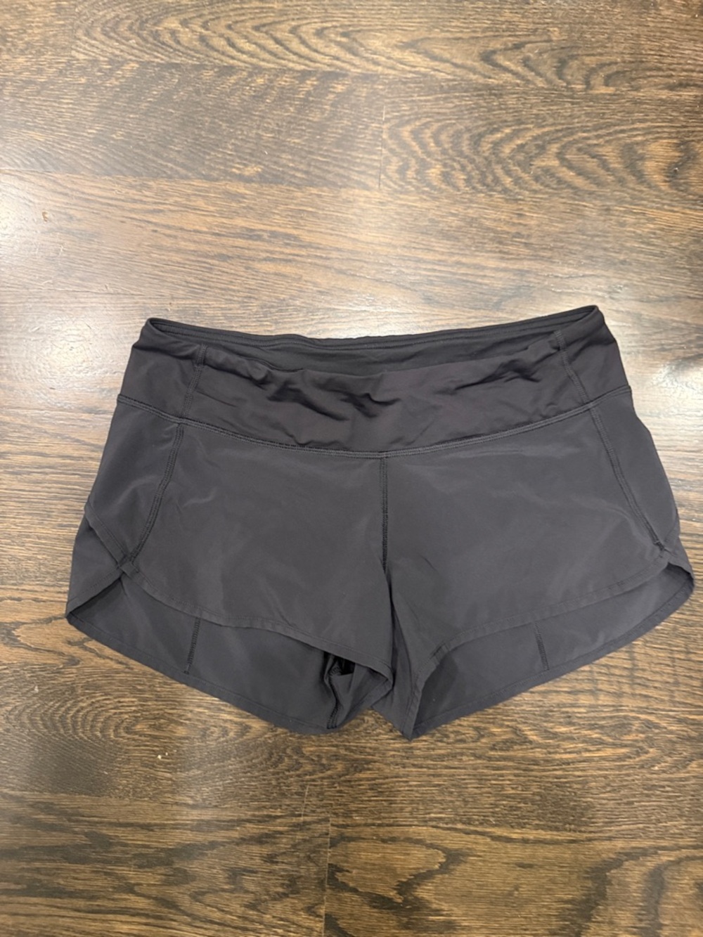 Lululemon speed up Women’s Black Performance Running Shorts